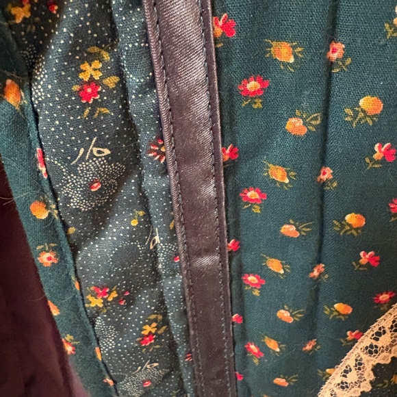 Women’s 70s/80s Vintage Cleveland Street Quilted jacket - Green floral Print - Picture 7 of 14